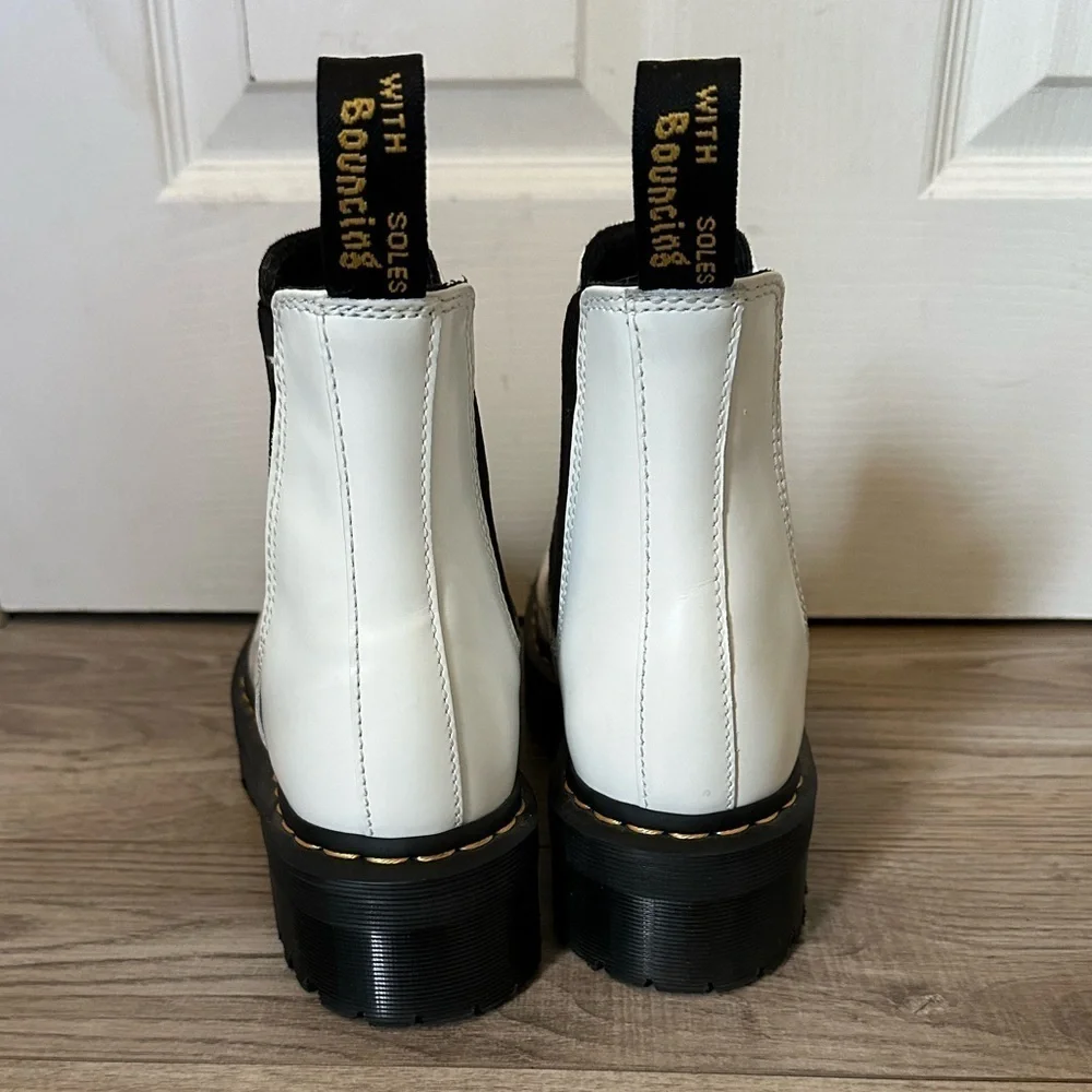 Dr Martens 2976 Quad Leather Chelsea Boots White Leather